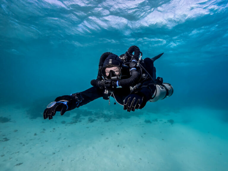 What is the Advantage of a Rebreather?
