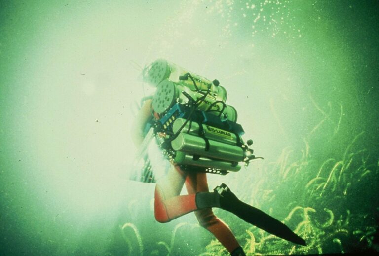 The History of Rebreather diving!